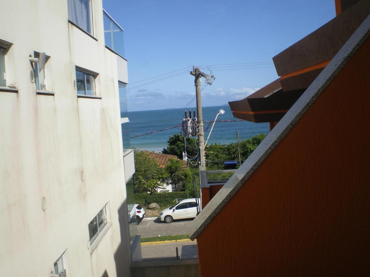De Quatro Ilhas A 50 Metros Do Mar Bombinhas