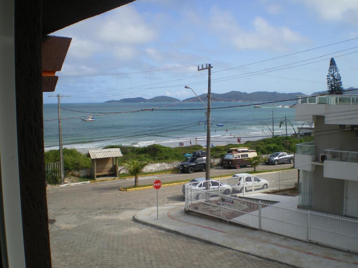 De Quatro Ilhas A 50 Metros Do Mar *